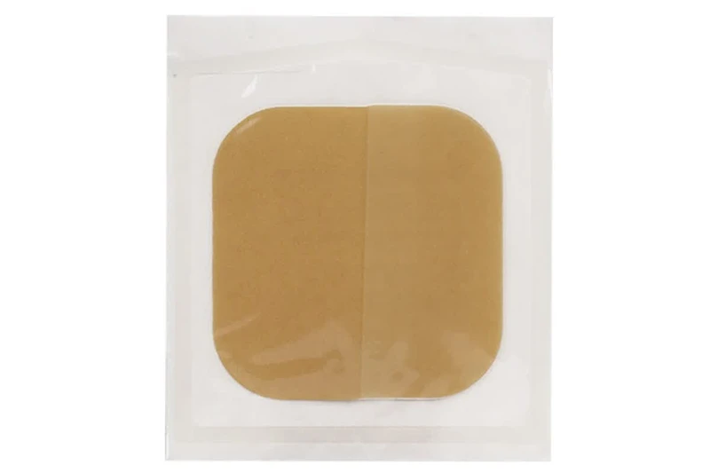 Ap&oacute;sito hidrocoloide cuadrado beige de alta absorbencia