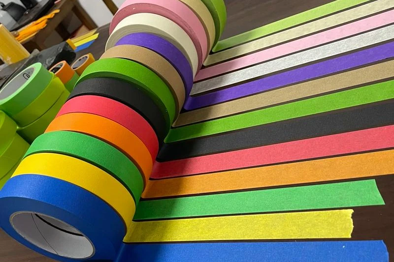 Cinta de papel microporosa hipoalerg&eacute;nica verde